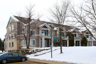 Blueberry Hill Apartments in Madison, WI - Foto de edificio - Building Photo