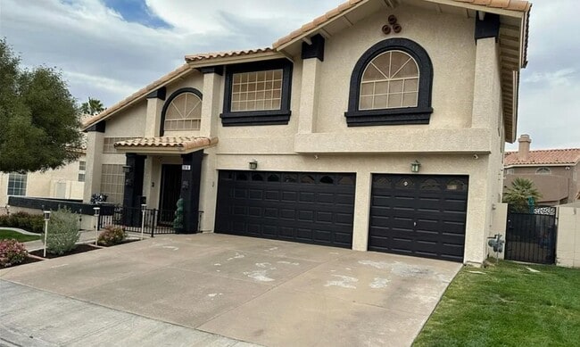 property at 2816 Via Bel Mondo St