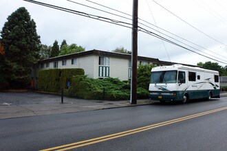 The Westland in Portland, OR - Building Photo - Building Photo