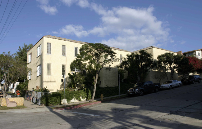 3501 Bellevue Ave in Los Angeles, CA - Foto de edificio - Building Photo