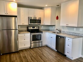 42838 Higgs Ln, Unit Unit A in Hollywood, MD - Building Photo