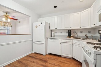 95 Crestview Ln in Mount Arlington, NJ - Building Photo - Building Photo