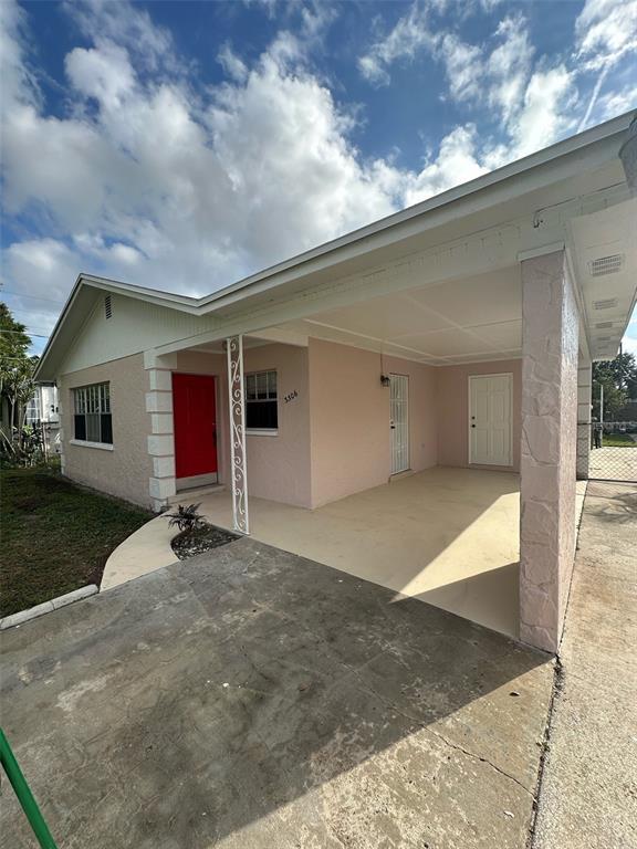 3306 W Chestnut St in Tampa, FL - Building Photo - Building Photo