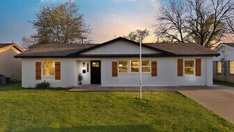 1108 Ashland Dr in Mesquite, TX - Building Photo