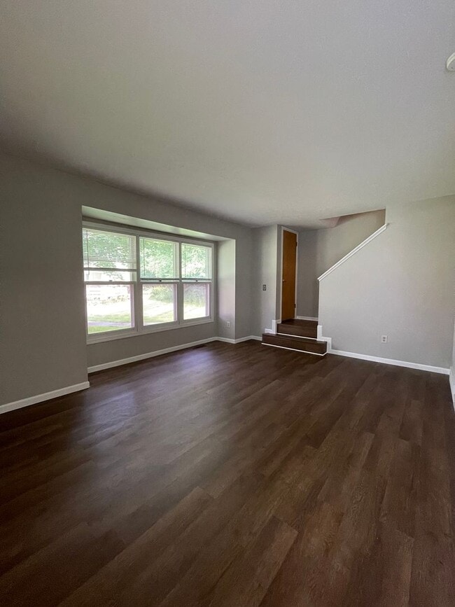3110 Sturgeon Bay Ave in Portage, MI - Foto de edificio - Building Photo