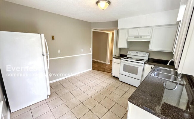5727 N Morgan Ln in Chattanooga, TN - Building Photo - Building Photo
