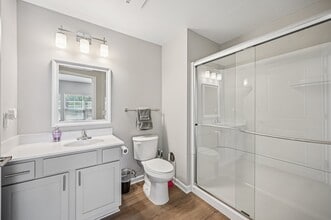 The Everett Gahanna in Gahanna, OH - Foto de edificio - Building Photo