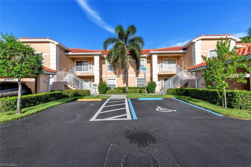 26650 Rosewood Pointe Cir-Unit -204 in Bonita Springs, FL - Building Photo