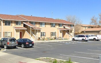 150 Bowean St in Lovelock, NV - Building Photo - Building Photo