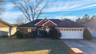 12711 Misty Creek Dr, Unit 6220 in Little Rock, AR - Building Photo