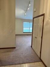 2928 E Buckskin Dr, Unit 2928 in Vincennes, IN - Foto de edificio - Building Photo