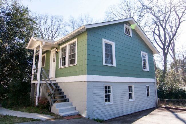 2118 Northview Ave