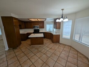 353 Rapallo Ln in Bay Point, CA - Building Photo - Building Photo
