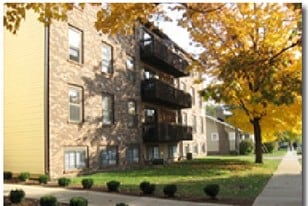 Victory on Salisbury in West Lafayette, IN - Building Photo