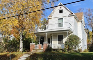 519 Lydia St NE, Unit Lydia G.R in Grand Rapids, MI - Building Photo