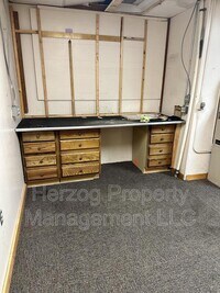 111 N Cascade St photo'