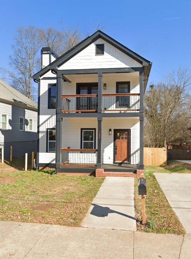 property at 736 Windsor St SW