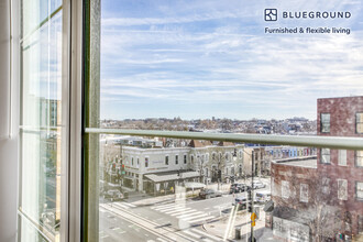 360 H St NW in Washington, DC - Foto de edificio - Building Photo