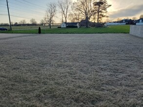 102 Elledge Farm Dr in Hazel Green, AL - Building Photo - Building Photo