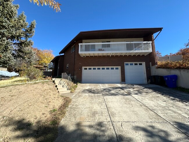 921 Ashley Cir in Bountiful, UT - Building Photo - Building Photo