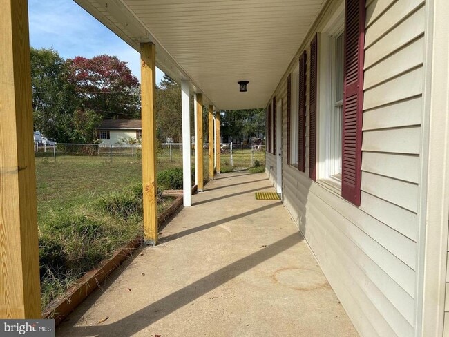 1342 Edna Rd in Pasadena, MD - Building Photo - Building Photo