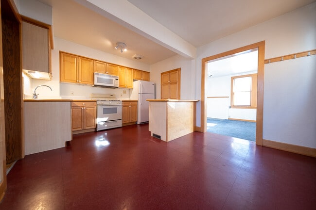 2813 34th Ave S in Minneapolis, MN - Building Photo - Building Photo