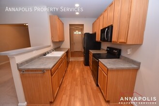 94 Harbour Heights Dr in Annapolis, MD - Building Photo - Building Photo
