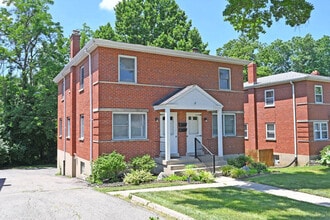 27 Pleasant Ridge Ave in Fort Mitchell, KY - Building Photo - Building Photo