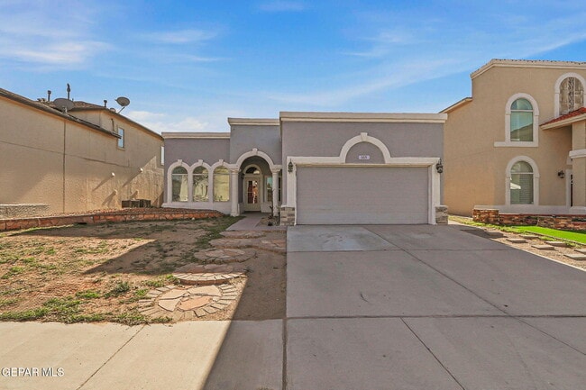 305 De Palma Pl in Horizon City, TX - Building Photo - Building Photo