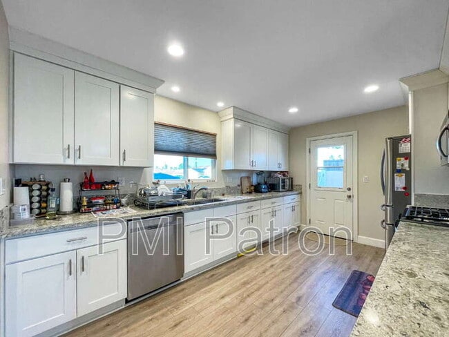 6724 Sequoia Dr in Buena Park, CA - Building Photo - Building Photo