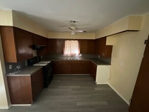 1361 Shady Ln in Canton, TX - Foto de edificio - Building Photo