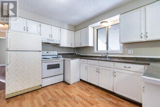 520 Capilano Ct in Oshawa, ON - Building Photo - Building Photo