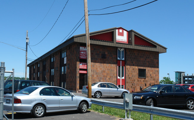 University Area Apartments in Syracuse, NY - Foto de edificio - Building Photo