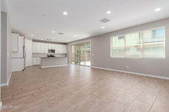 2467 E Athena Ave in Gilbert, AZ - Building Photo - Building Photo