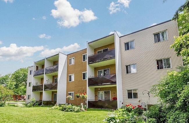 Tillson Apartments 1