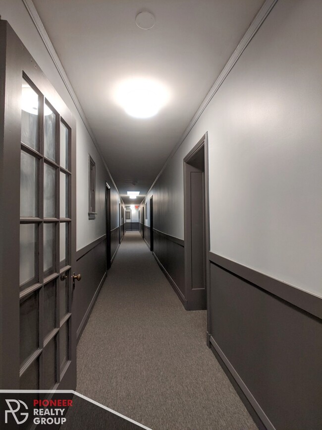 835 W Wolfram St, Unit #837-103 in Chicago, IL - Foto de edificio - Building Photo
