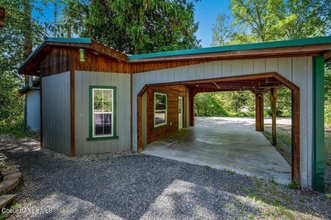 13771 N Delta Ln in Rathdrum, ID - Building Photo - Building Photo