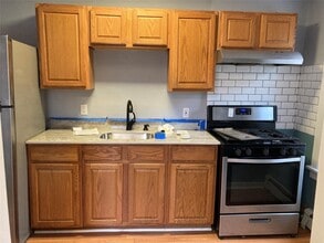 5 Sullivan Dr in Greenwood Lake, NY - Building Photo - Building Photo