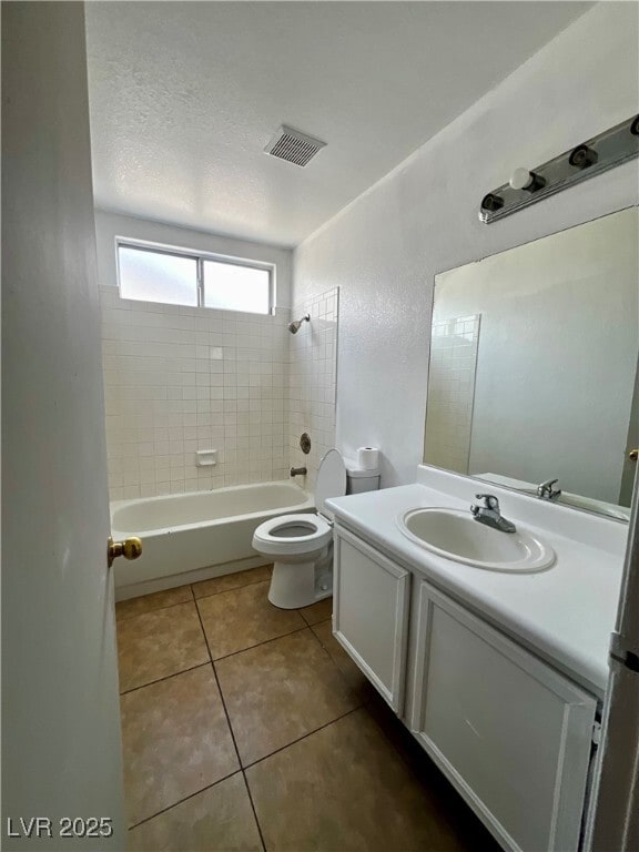 3710 E Royal Fern Cir in Las Vegas, NV - Building Photo - Building Photo
