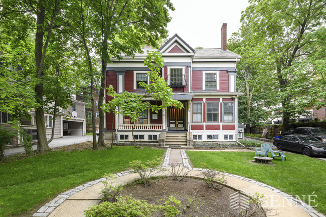 property at 10 Trowbridge St