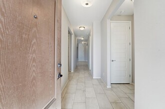 17684 W Country Club Terrace in Surprise, AZ - Building Photo - Building Photo