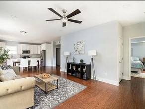 1267 Graymont Dr SW in Atlanta, GA - Building Photo - Building Photo