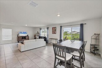 3816 Calamity Ter in Bradenton, FL - Building Photo - Building Photo