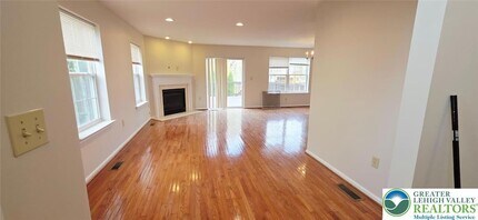 3791 Knight Dr in Macungie, PA - Foto de edificio - Building Photo