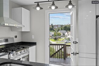 47 Andover St, Unit 2 in North Providence, RI - Building Photo - Building Photo