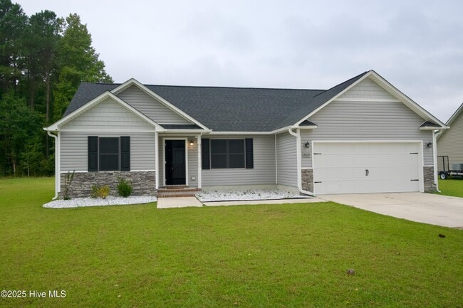 property at 2013 Belgrade-Swansboro Rd