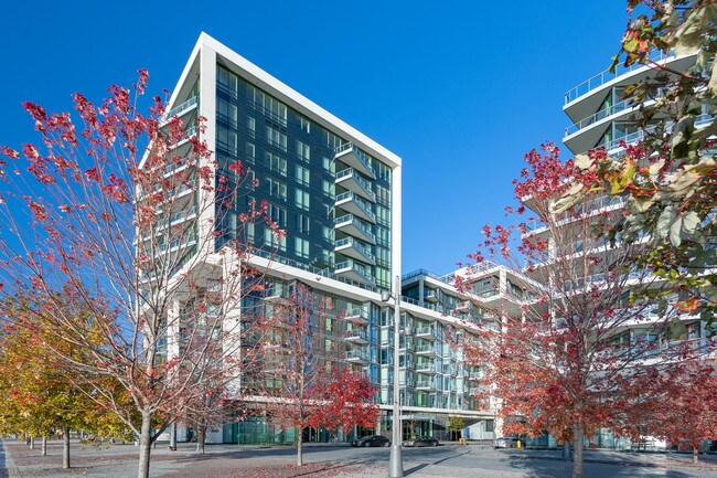 Bayside Village - Aqualina in Toronto, ON - Building Photo - Building Photo