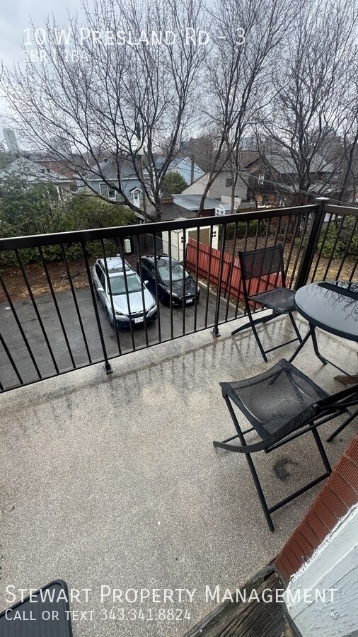 10 W Presland Rd in Ottawa, ON - Building Photo - Building Photo