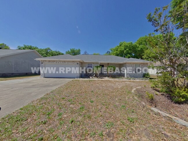 304 Strawbridge Dr