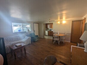 120 S Fortner Ave in Lakeland, FL - Foto de edificio - Building Photo